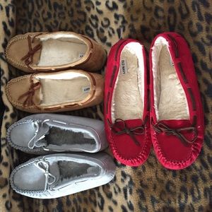 Old Navy Moccasin Slippers Size 10